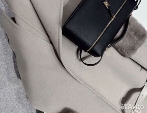 Элегантное пальто Loro Piana с норкой FAL3192