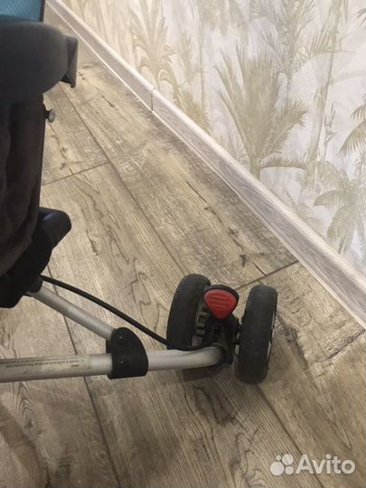 Коляска Geoby