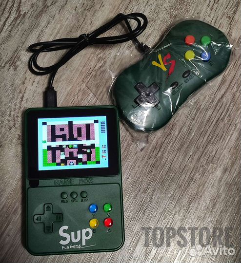 Портативная игровая приставка 500 игр