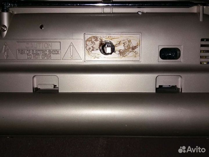 Радиоприемник+кассетный магнитофон Vitek