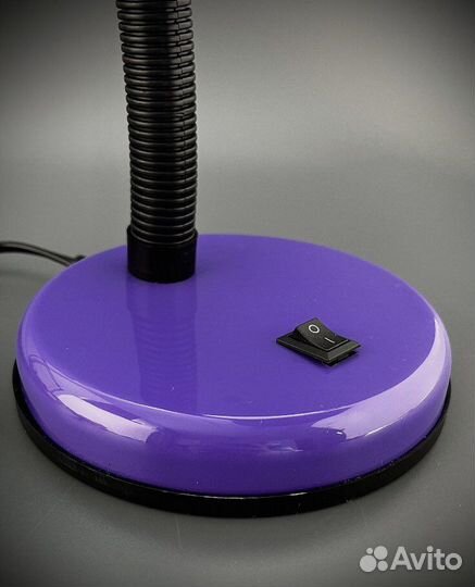 Лампа настольная