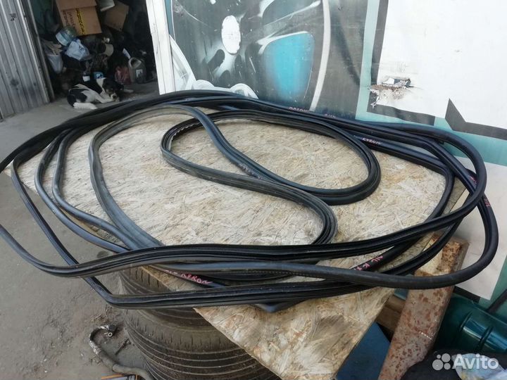 Уплотнитель дверей Ssang Yong Kyron 2007 - 2015 г