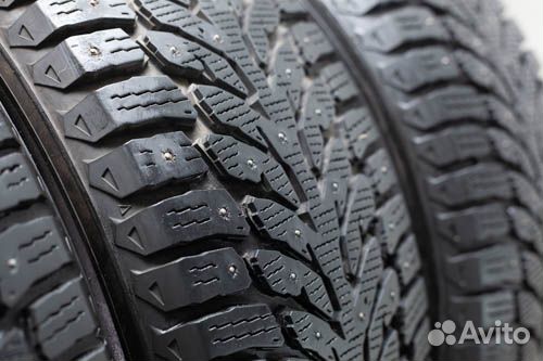 Kumho WinterCraft Ice Wi32 225/55 R17 101T