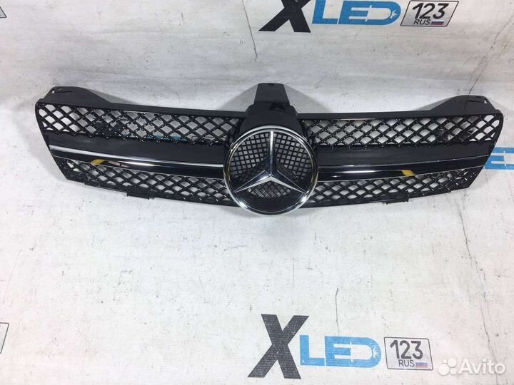 Решетка радиатора Mercedes CLS w219 AMG дорест