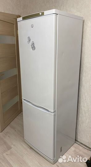 Холодильник indesit б/у