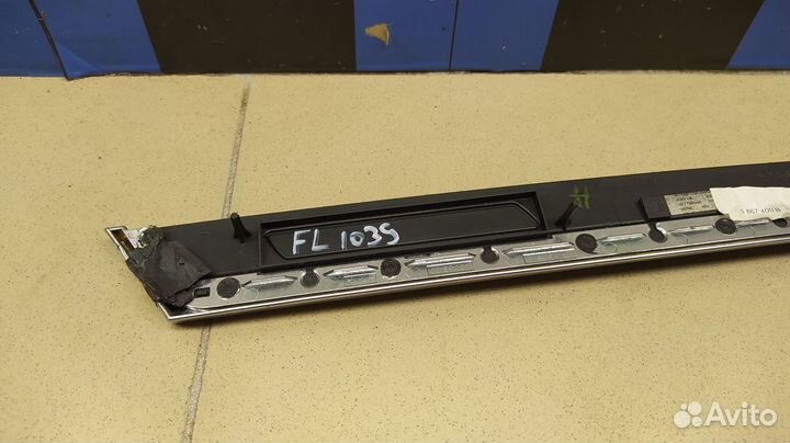 Накладка декоративная A6 C6,4F 2005-2011