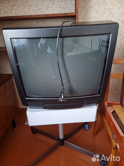 Телевизор