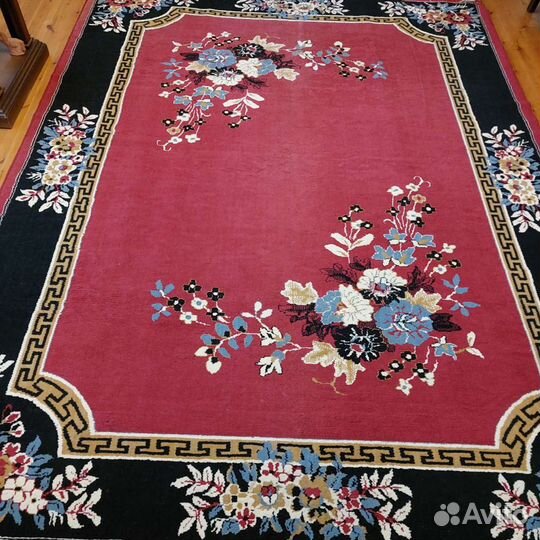 Большой красный ковер 360х 275