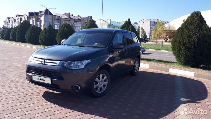 Mitsubishi Outlander 2.0 CVT, 2014, 180 000 км
