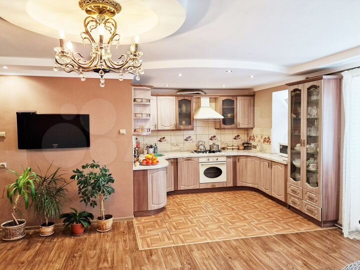 3-к. квартира, 76 м², 5/5 эт.