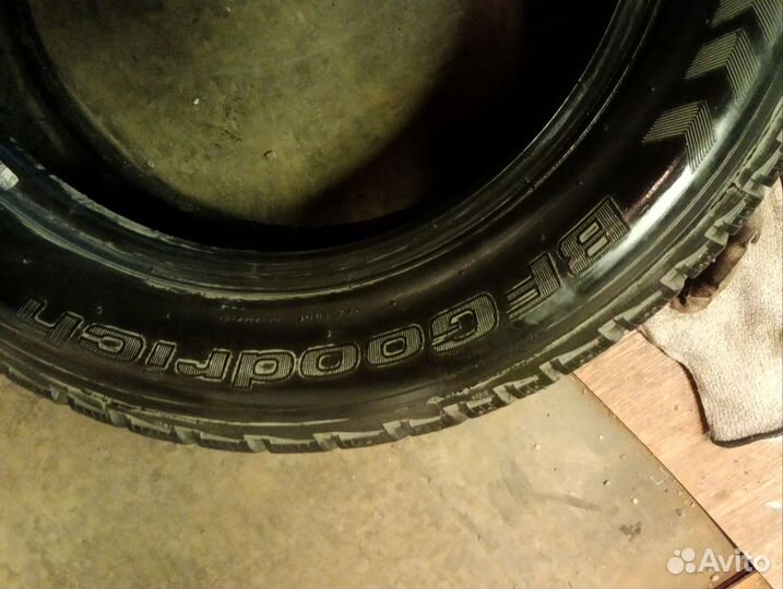 Accelera 651 2.25/65 R5