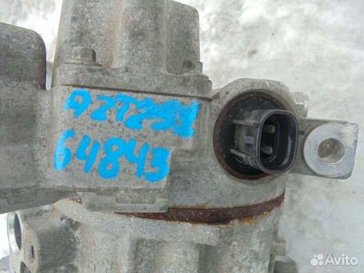 Компрессор кондиционера Toyota Avensis AZT251