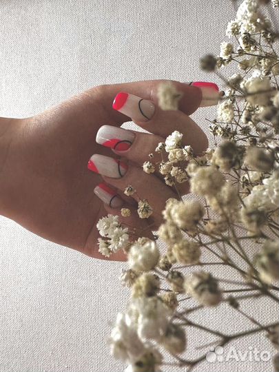 Мастер маникюра