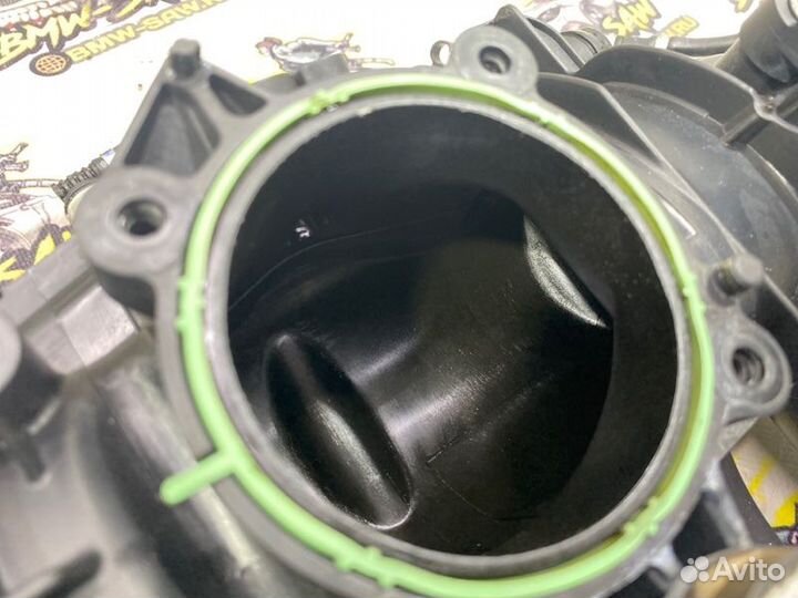 Коллектор впускной Audi A4 B8 cdnc 2010