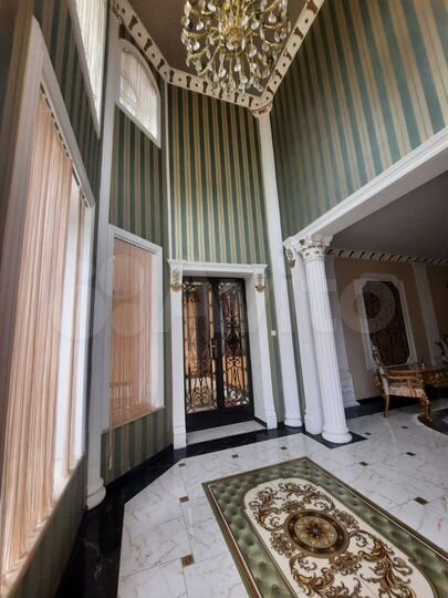 Дом 400 м² на участке 20 сот.