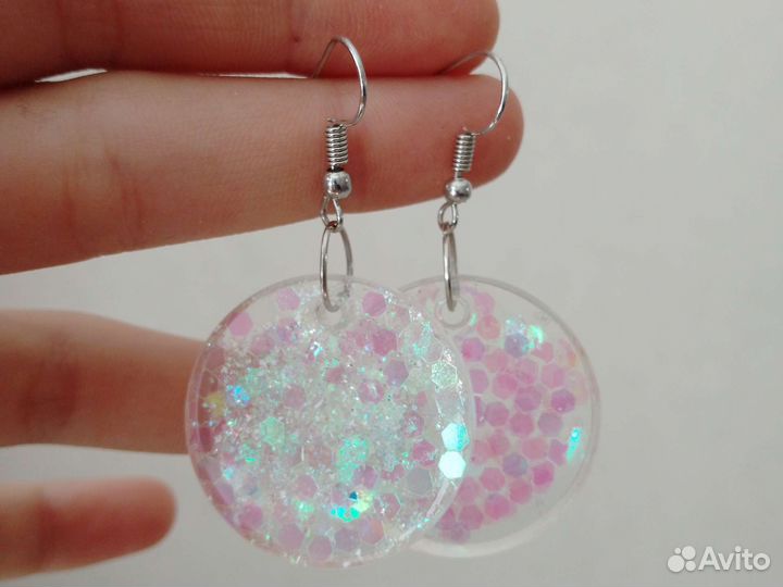 Сережки из эпоксидной смолы
