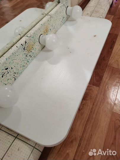 Гримерное зеркало