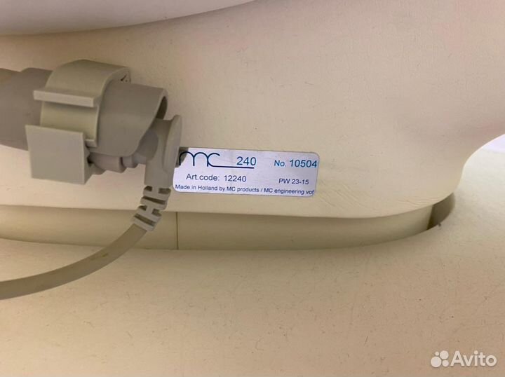 Косметологическая кушетка с регулировкой