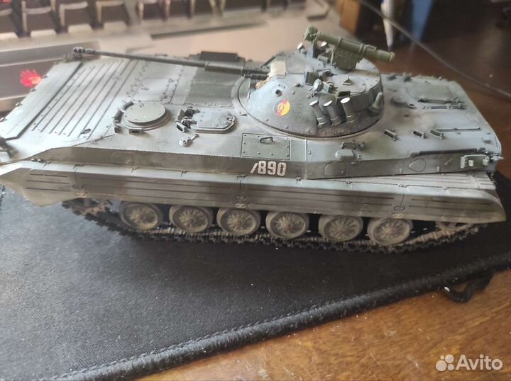 Масштабная модель бмп-2 ГДР 1/35 звезда