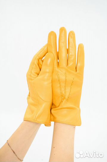 Жёлтые кожаные перчатки 