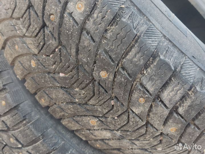 Michelin Latitude X-Ice North 3 215/65 R16