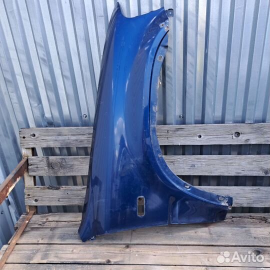 Крыло переднее правое Honda crv