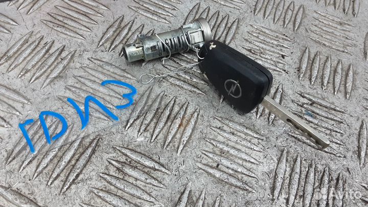 Замок зажигания Opel Astra H (2004-2010)