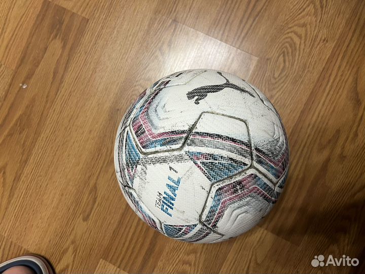 Футбольный мяч puma