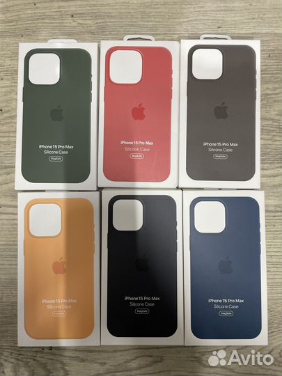 Чехол силиконовый MagSafe для iPhone 15