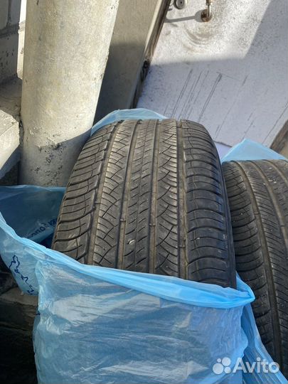 Michelin Latitude Tour HP 255/60 R20 113V