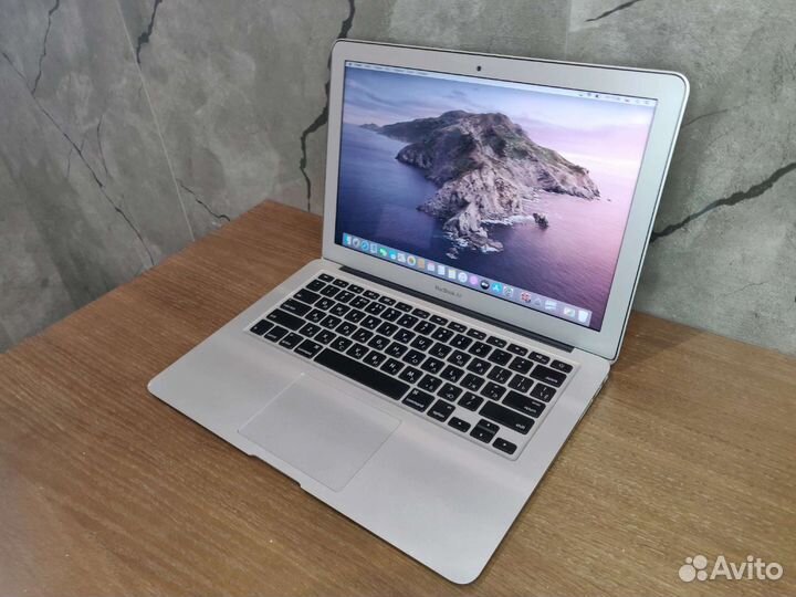 MacBook Air (i5 / 8gb / 128gb / 2015)