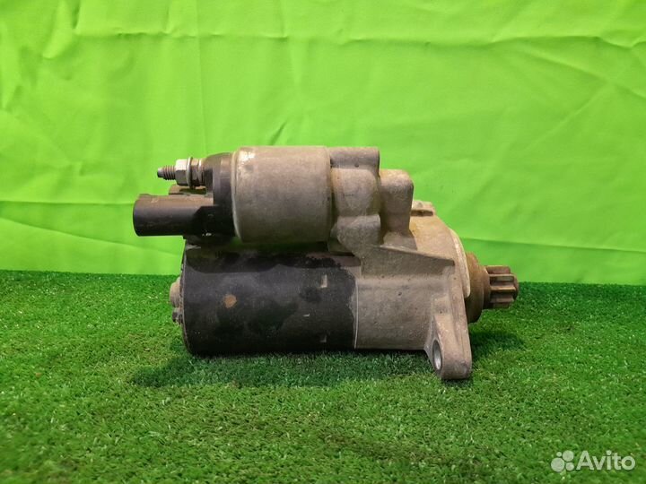 Стартер Volkswagen Golf 5