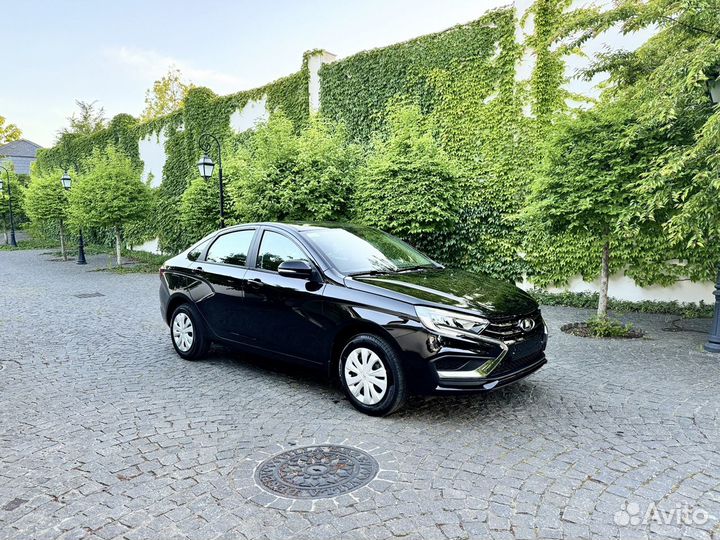 LADA Vesta 1.8 CVT, 2024, 500 км