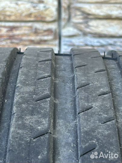 Michelin Pilot Sport 4 S 245/40 R19 и 275/35 R19