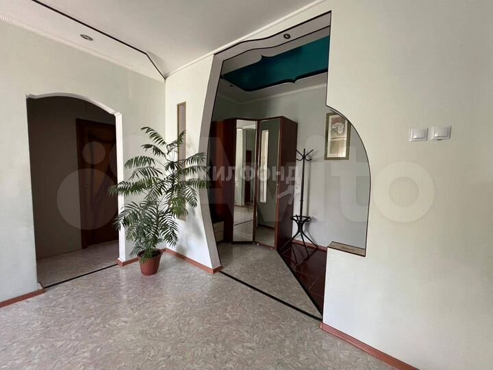 3-к. квартира, 71 м², 5/6 эт.