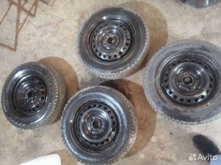 R15 Nordman Nordman 4 185/65, PCD 4x114.3 DIA 66.1