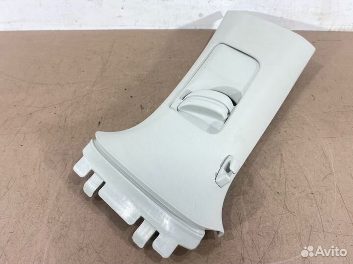 Накладка стойки левая Volkswagen Polo 5 6R1 1.2