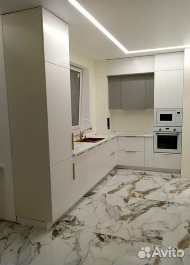 Кухня нежная для молодоженов