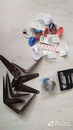 Стопор дверной, уголки для полок, крючки