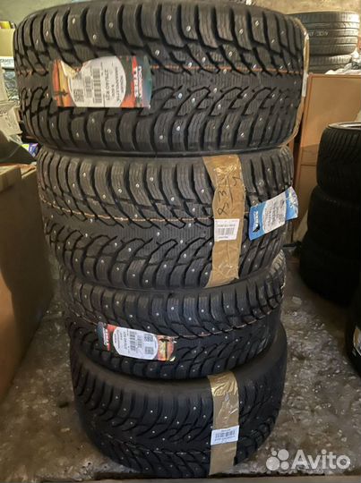 Nokian Tyres Hakkapeliitta 9 SUV 315/35 R21 и 275/40 R21