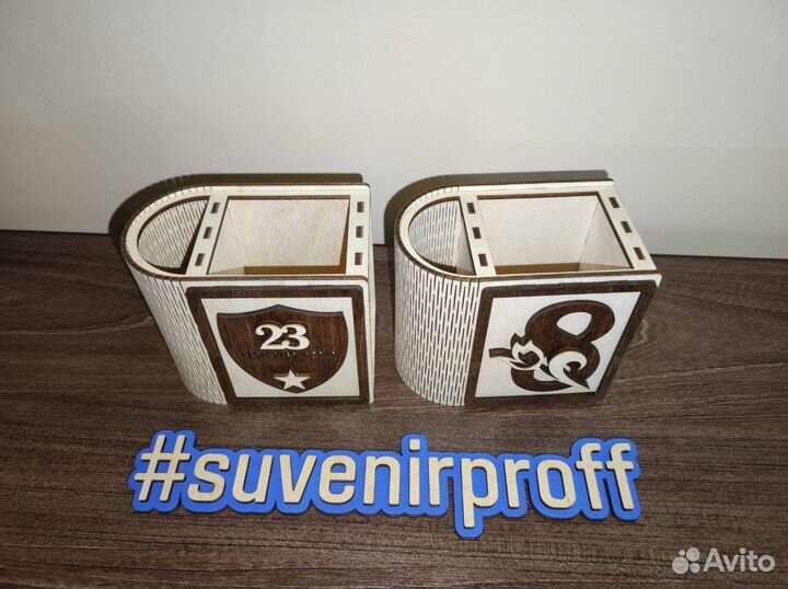 Деревянная карандашница в виде книжки