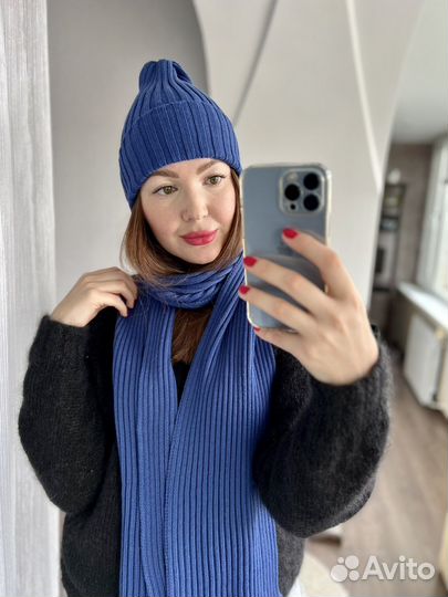 Комплект шапка и шарф новый