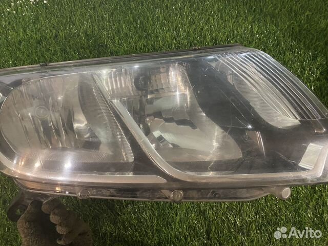 Фара правая Renault Logan 2 2014-2018