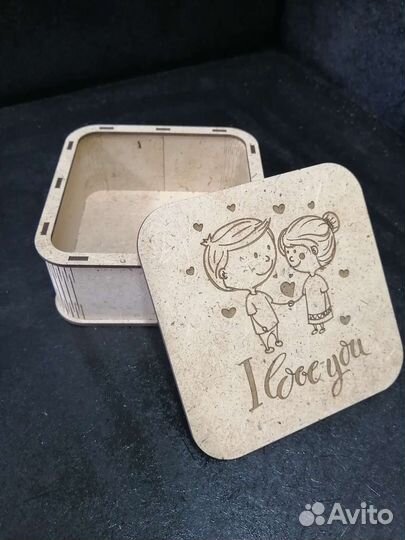 Подарочные коробки