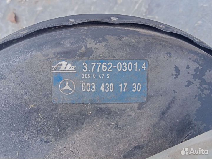 Вакуумный усилитель тормозов Mercedes W124