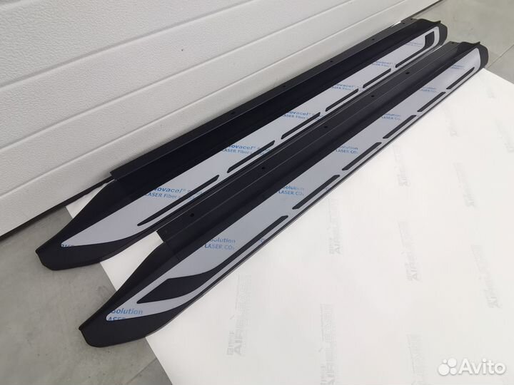 Боковые подножки Lexus RX 2023. PW38848000