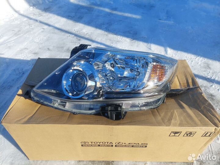 811500K480 Фара левая оригинал Fortuner 11-17