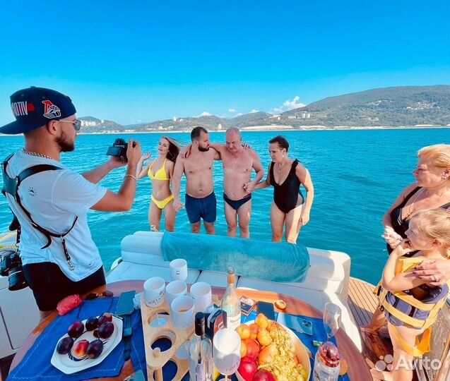 Морские прогулки.Аренда яхт в Сочи,Адлер