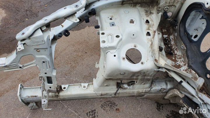 Лонжерон передний правый Porsche Cayenne 958 2011