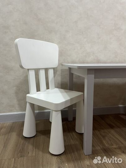 Детский стол и стул IKEA